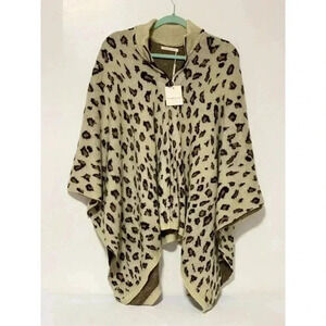 Do Everything In Love  Knit Poncho LEOPARD PRINT CARDIGAN FRONT ZIP one size